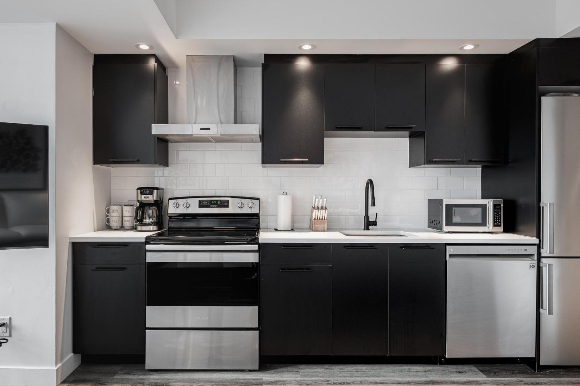 Westview Luxury Suites Ottawa Extérieur photo