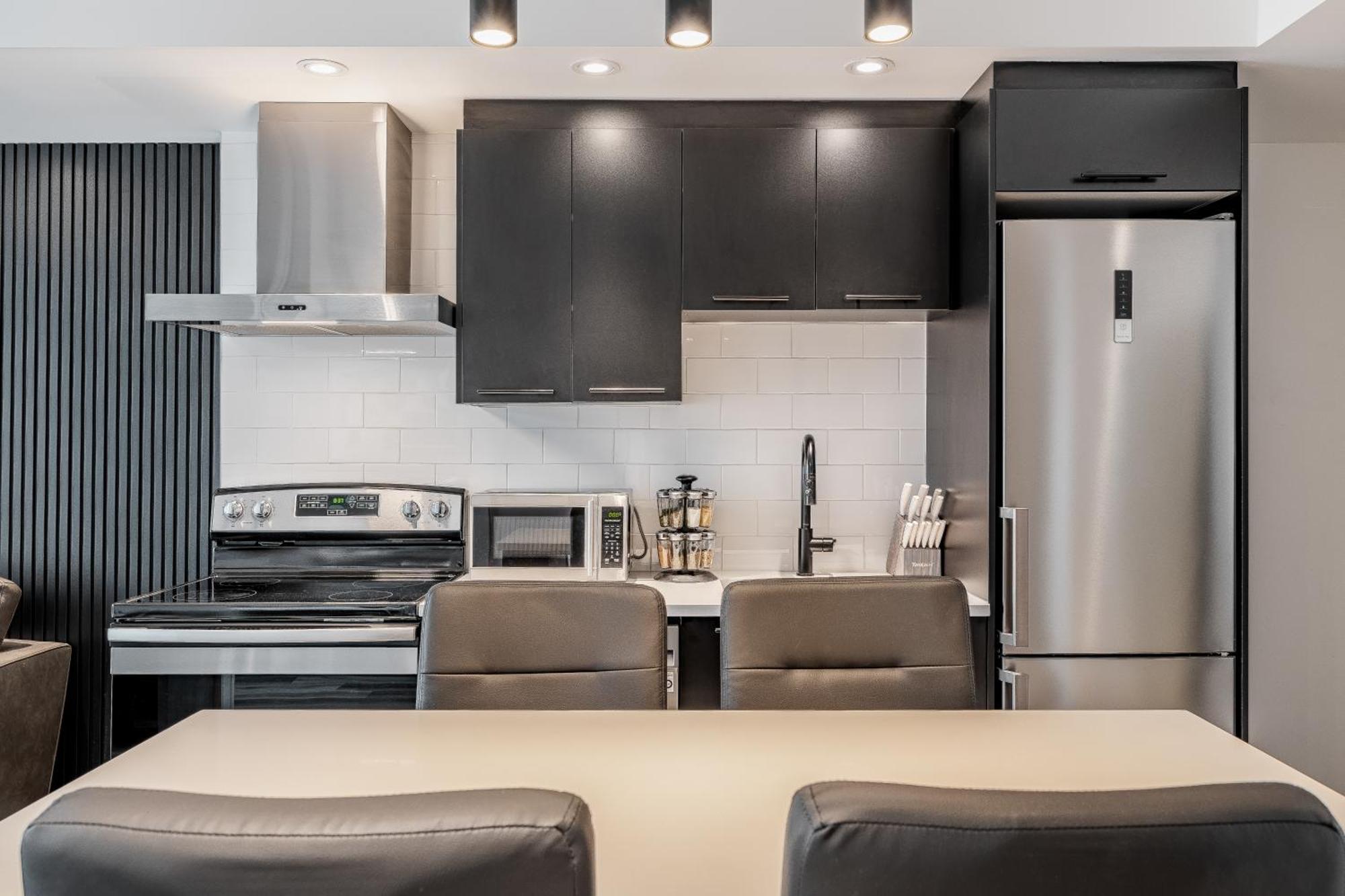 Westview Luxury Suites Ottawa Extérieur photo