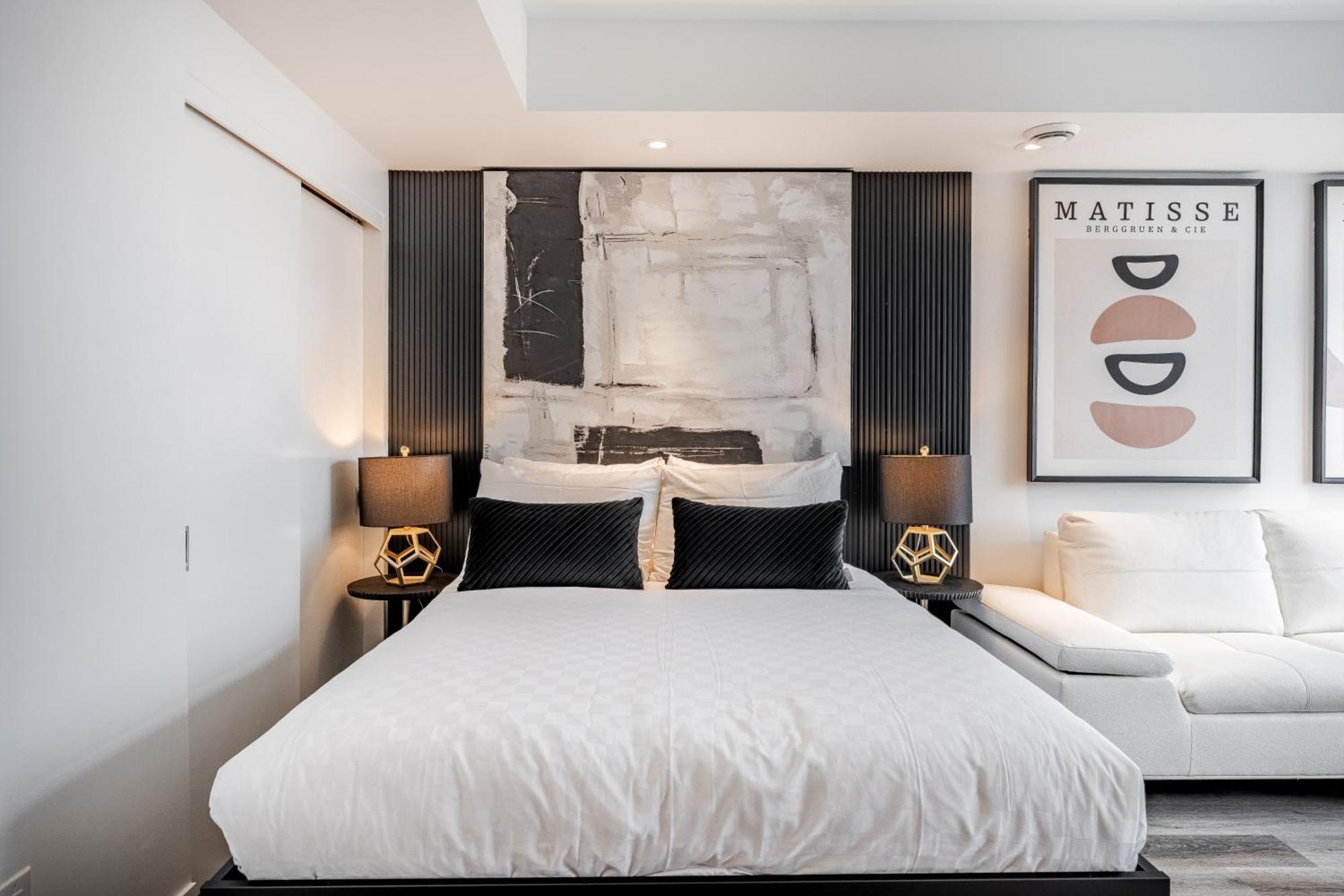 Westview Luxury Suites Ottawa Extérieur photo