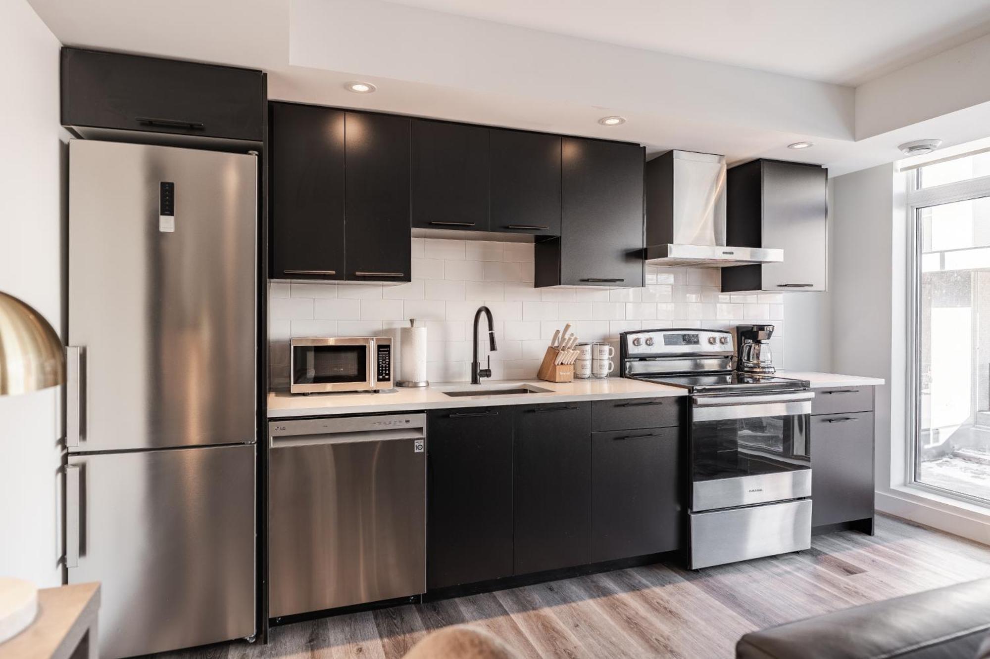 Westview Luxury Suites Ottawa Extérieur photo